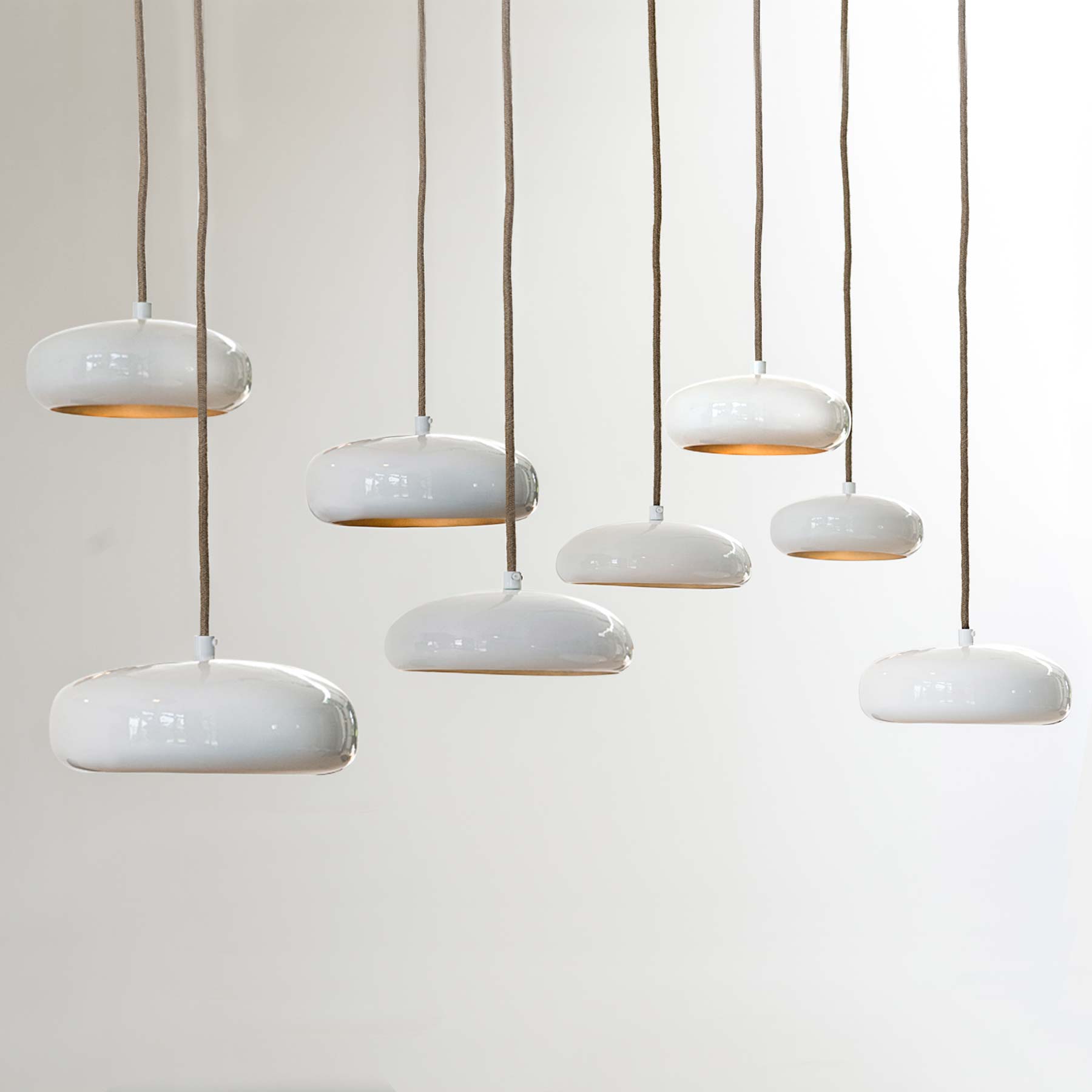 Lumi auf Casa – fünf aus VITROLO (LED) Glasschirm-Hängeleuchten Reihe Leiste